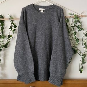 NWOT H&M Crewneck Sweater